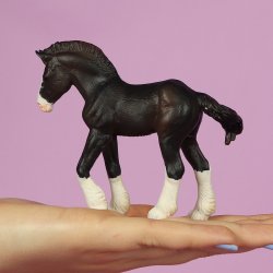 CollectA 88982 - Koń clydesdale źrebię kare