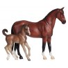 Breyer Classics 62033 - Gniady koń ciepłokrwisty ze źrebakiem
