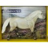 Breyer Traditional 9169 - Kuc Highland Pony