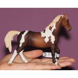 Schleich 13756 - Koń trakeński ogier