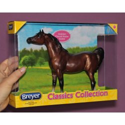 Breyer Classics 939 - Gniady koń czystej krwi arabskiej
