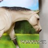 Breyer Classics 927 - Bułany koń rasy Quarter Horse