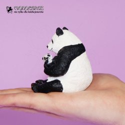Papo 50196 - Panda siedząca z młodym